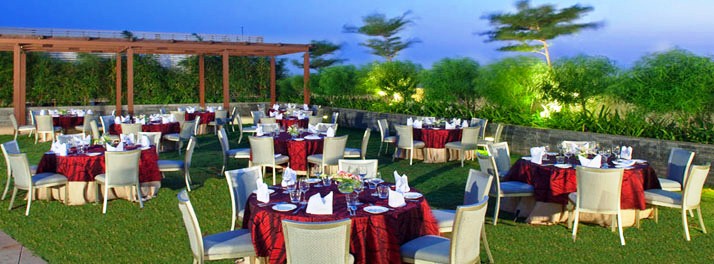 652/Holiday Inn Mumbai International Airport - Mumbai 08.jpg